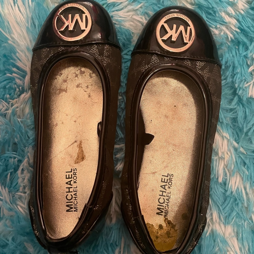 Michael Kors Toddler Girl Black and Gold flats size 12